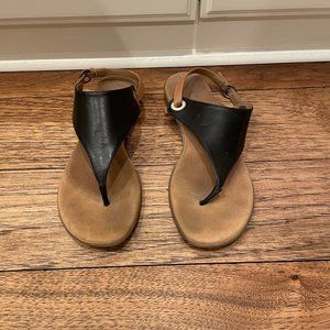 Aerosoles Black Combo Thong Sandals